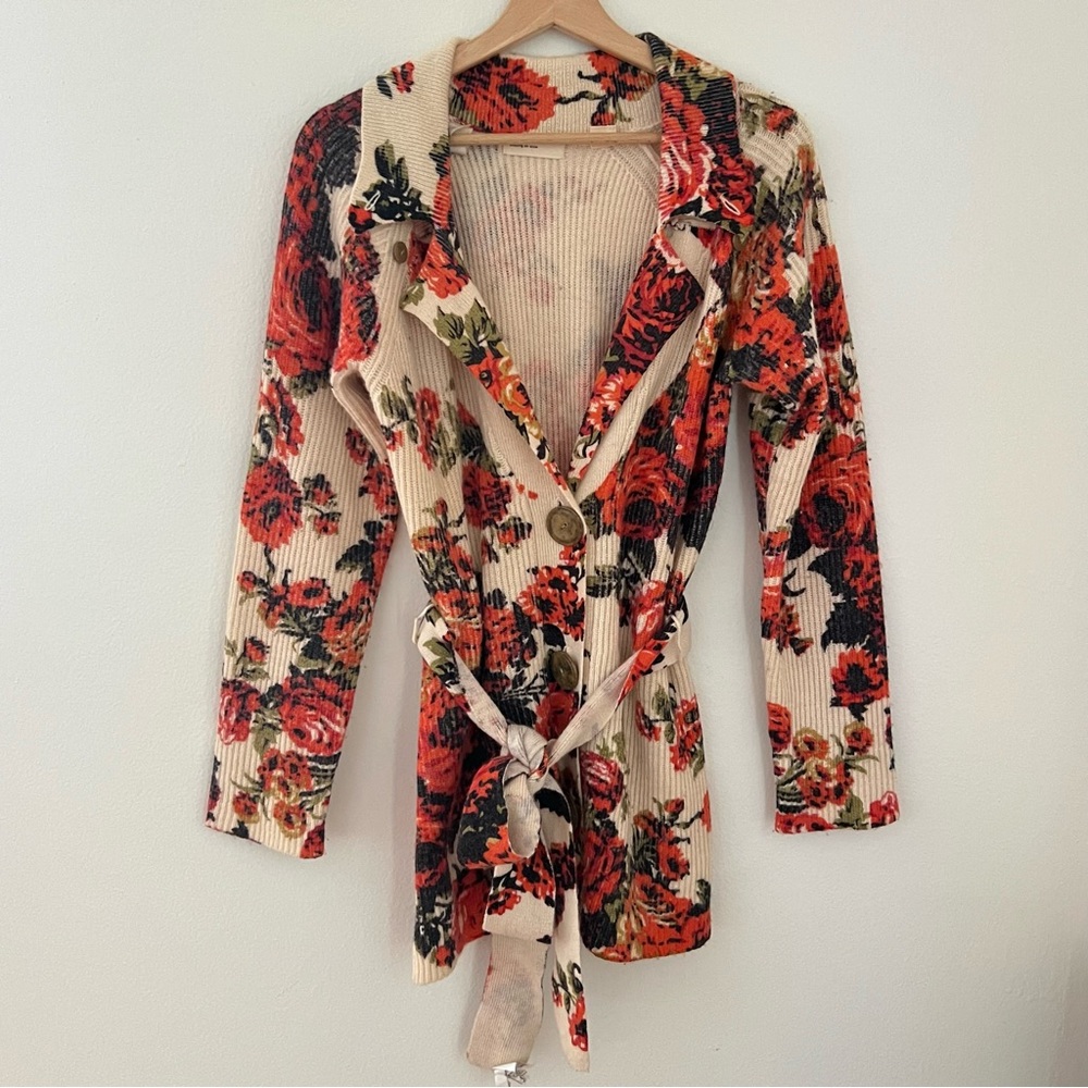 Sleeping on Snow Cozy Floral Knit Cardigan with Tie